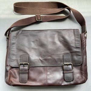 Wilson Leather Messenger Bag